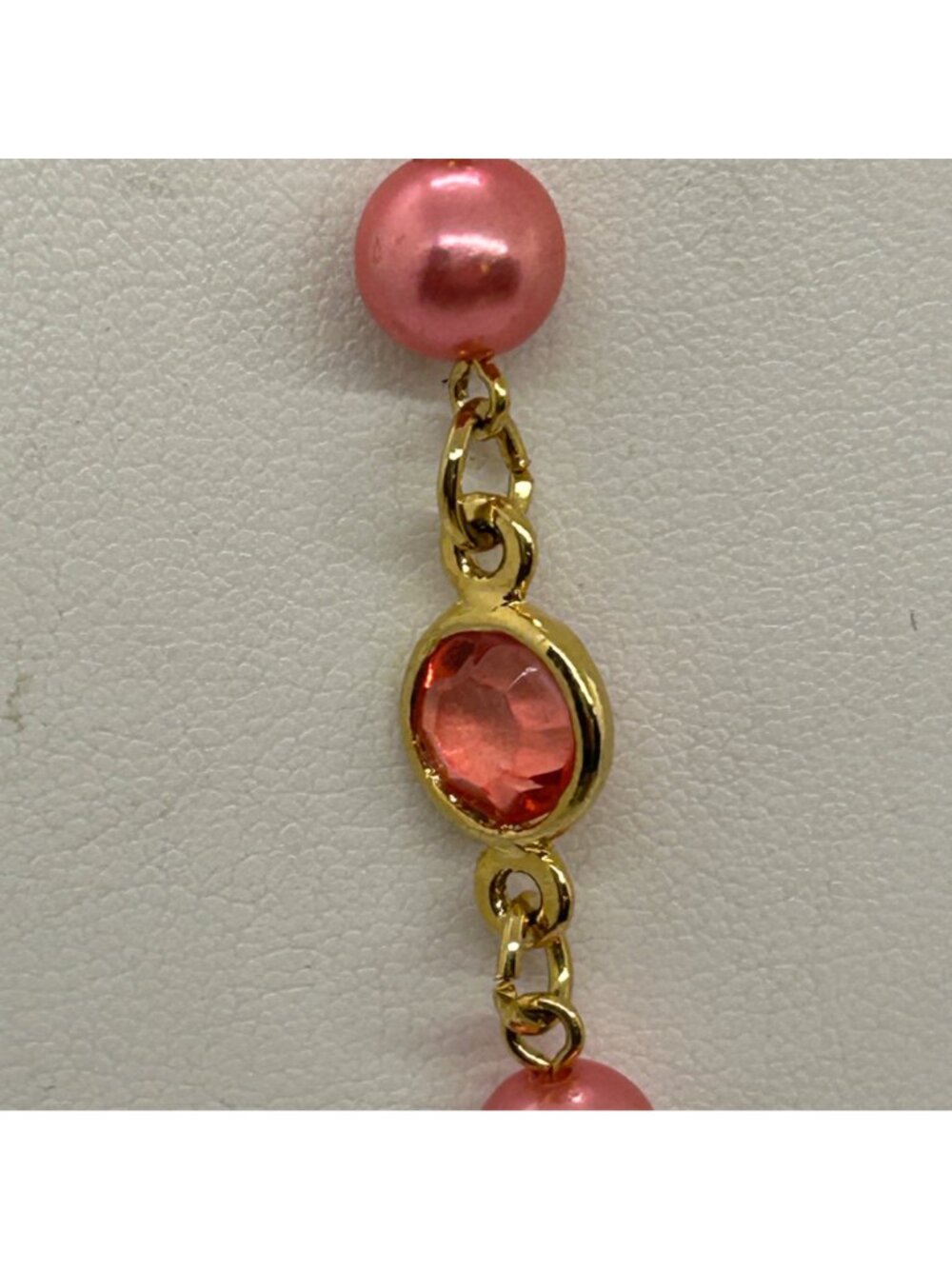 Vintage Two Sisters Signed Pink Faux Pearl Bezel Gold Tone Station Long Necklace - Picture 3 of 12